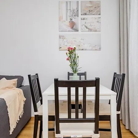 Glow Apartments, Komfortowy - Spokoj & Relax Apartment *